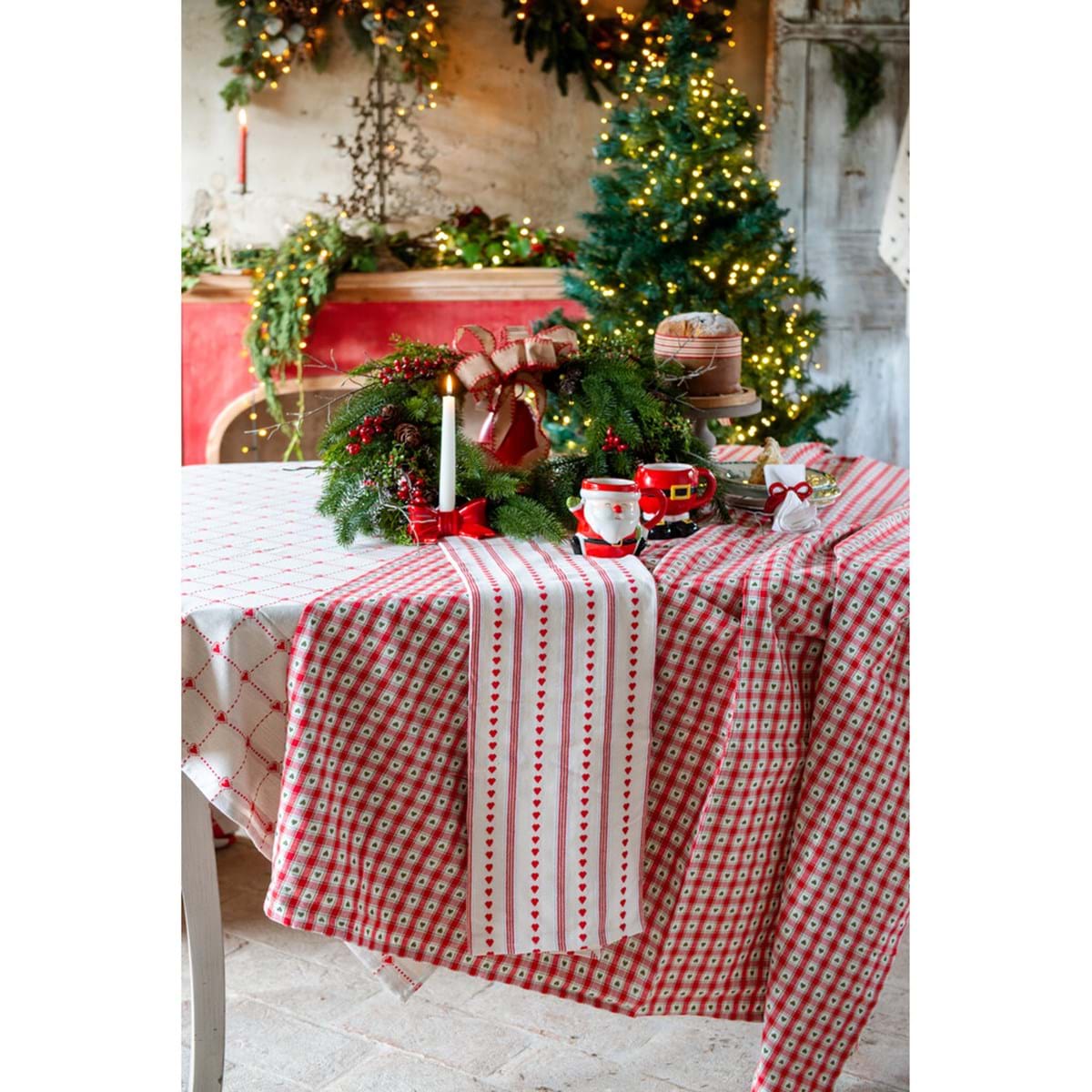 Blanc Mariclò Tovaglia di natale con cuori, "Amore di Chalet" 140x270 cm 4 varianti(1pz) - Image 5