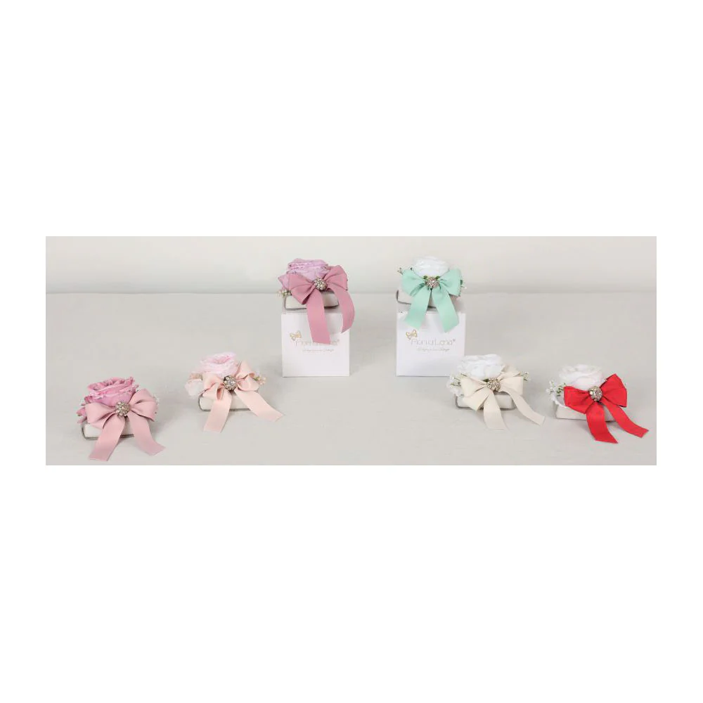 FIORI DI LENA Saponetta 100 gr con rosa, ortensia, nebbiolina e bottone gioiello 4 varianti made in italy H 8x6 cm - Image 3