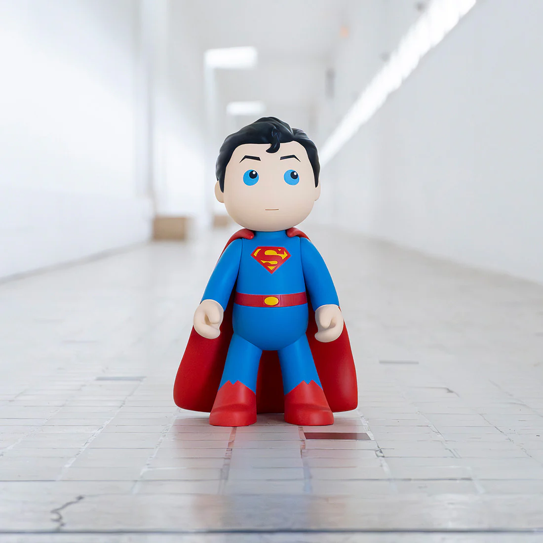 LEBLON DELIENNE Statuina Super Pop Superman in resina 16xH25 cm - Image 13